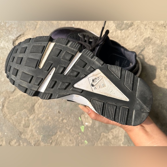 Nike Huarache - Picture 11 of 16